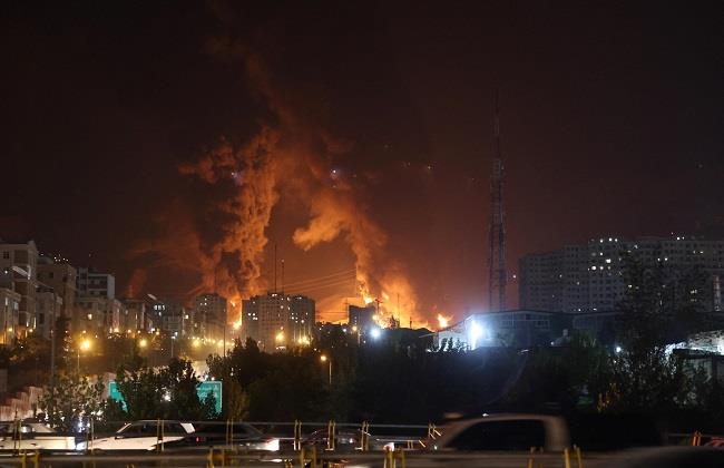 مخاوف هجوم أمريكي على إيران تعصف بالشيكل.. و«المركزي الإسرائيلي» أمام اختبار صعب 