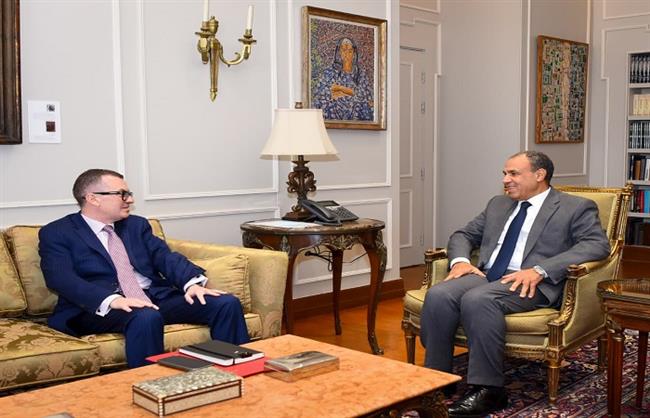 وزير الخارجية يبحث مع وزير التخطيط تنسيق الجهود لدعم الاستثمارات العامة وتعزيز الشراكات الدولية
