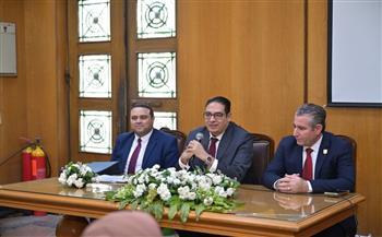 جامعة القاهرة تطلق برنامجًا موسعًا لتأهيل القيادات والكوادر الإدارية