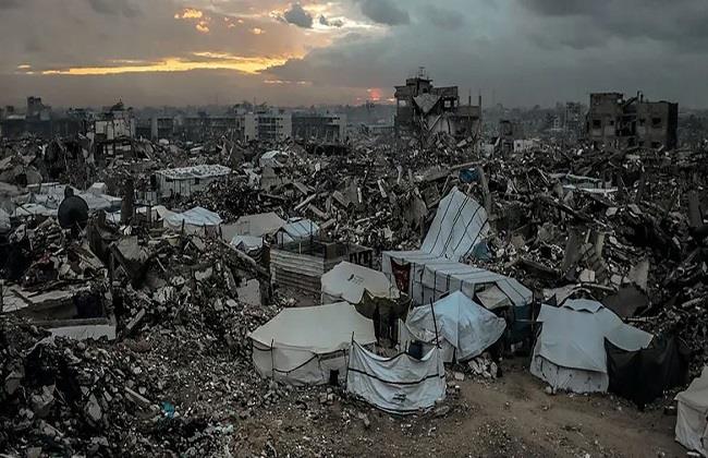 الأمم المتحدة تحذر من تصاعد مخاطر الحريق بمخيمات اللجوء في غزة