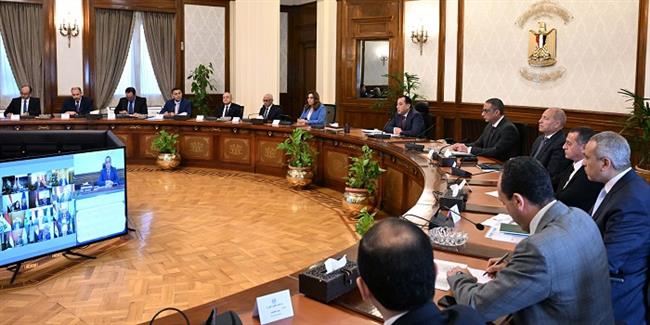 مدبولي يوجه بتوزيع نشرات دورية عن كل محافظة تتضمن توصيفًا شاملًا بالمعلومات وحجم وطبيعة الشكاوى