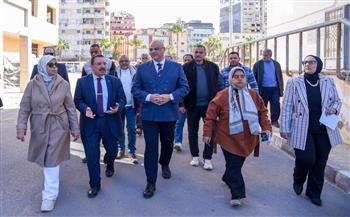 محافظ الإسكندرية يبحث آليات توفير أماكن استراحة مناسبة لمرافقي المرضى بمستشفى الشاطبي