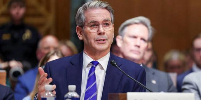 وزير الخزانة الأمريكي: المستهلك لن يستفيد من حكم إلغاء التعريفات الجمركية    