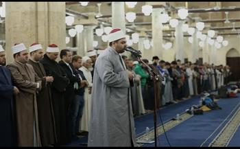 مساجد سوهاج تشهد إقبالًا كبيرًا في رابع ليالي التراويح