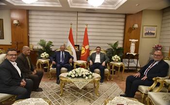 محافظ بورسعيد يستقبل وفد نقابة المعلمين