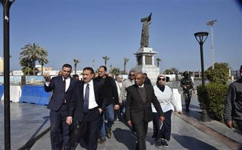 محافظ بورسعيد يتفقد منطقة “ساحة مصر” والمنطقة المحيطة بها