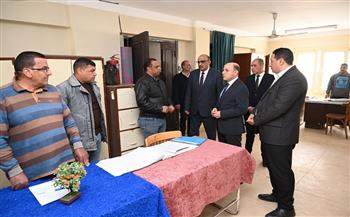 محافظ الغربية يتفقد انتظام العمل برئاسة مركز ومدينة بسيون