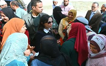 محافظ البحيرة تتفقد مكتب بريد سيدى غازى وتوجه بتوفير مقاعد انتظار وتسريع وتيرة العمل