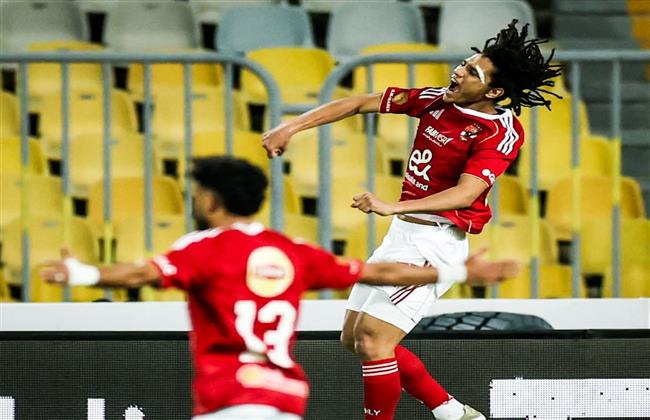 الدوري الممتاز.. الأهلي يتقدم على سموحة بهدف مروان عثمان