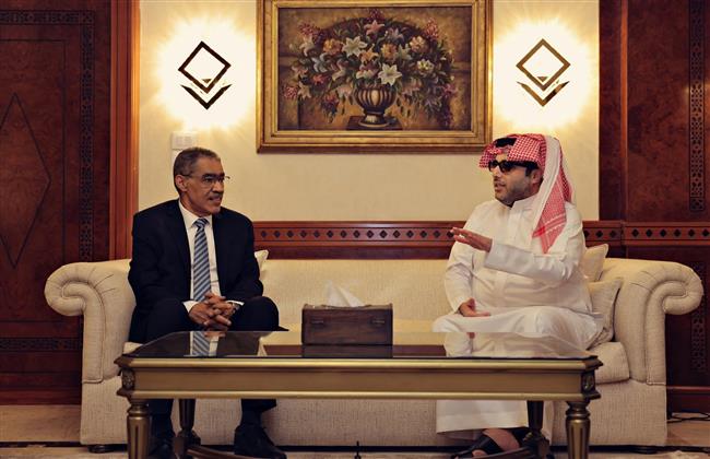 وزير الدولة للإعلام يستقبل تركي آل الشيخ في بداية زيارة رسمية لمصر