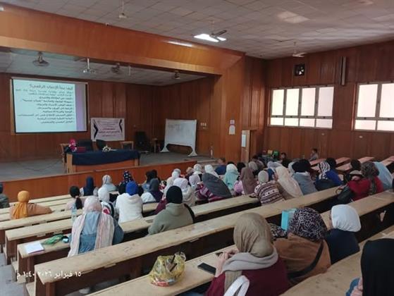 القومي للبحوث ينظم ندوة "الإدمان الرقمى بين الشباب" بجامعة عين شمس