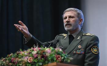 قائد الجيش الإيراني: الاستعداد العسكري واليقظة المستمرة ركيزتان أساسيتان في استراتيجيتنا الدفاعية