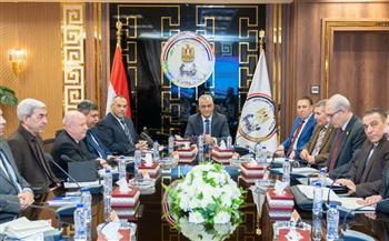 وزير الإنتاج الحربي يتابع الموقف التنفيذي لمشروعات المبادرة الرئاسية "حياة كريمة"