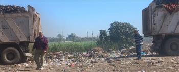 محافظ الفيوم يوجه برفع تراكمات القمامة أمام محطة الصرف الصحي بقرية دفنو بإطسا