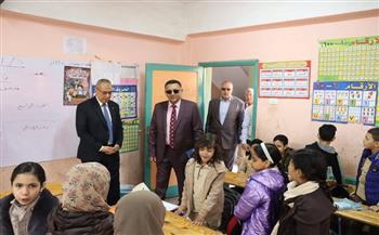 محافظ القليوبية يُجري جولة مفاجئة على مدرستين بشبين القناطر