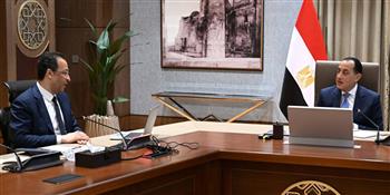 رئيس الوزراء يستعرض مع "هندي" محاور عمل وزارة الاتصالات خلال الفترة المقبلة