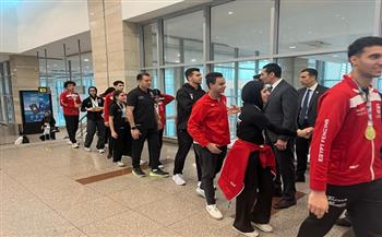 وزير الرياضة يستقبل منتخب السلاح بعد تصدره بطولة أفريقيا بـ42 ميدالية