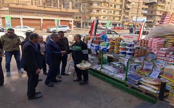  محافظ الدقهلية يتفقد معرض المحافظة الدائم بحي غرب لمتابعة توافر السلع وجودتها والالتزام بالأسعار