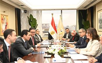 وزيرة الثقافة تجتمع مع وزير الشباب والرياضة لبدء تنفيذ توجيهات الرئيس لدعم جيلي «ألفا» و«Z» وتعزيز الهوية