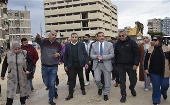 محافظ بورسعيد يتفقد أعمال تطوير ورفع كفاءة منطقة" التصنيع "بحي الضواحي