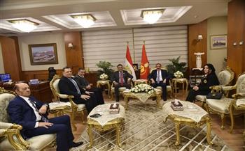 محافظ بورسعيد يؤكد حرصه على التعاون المثمر مع كل القوى الوطنية والأحزاب السياسية