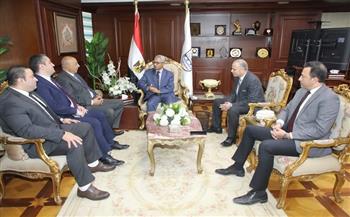 محافظ بني سويف يلتقي نائب رئيس محكمة النقض رئيس نادي قضاة بني سويف