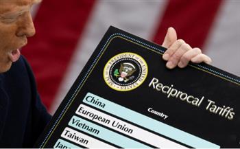 أوروبا تحذر من انهيار الاتفاقات التجارية بعد فرض ترامب تعرفة عالمية جديدة بنسبة 15%