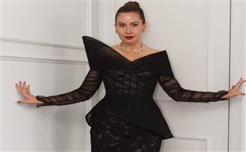 ريا أبي راشد واطلالة الدانتيل في أحدث ظهور