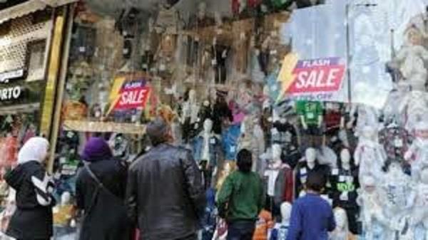 بعد انطلاق الأوكازيون الشتوي 2026.. نصائح لحماية ميزانية أسرتك من فخ التخفيضات الوهمية