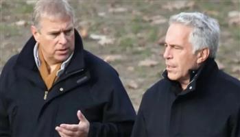 وثائق جديدة.. الأمير أندرو أقام لدى إبستين بحماية رسمية