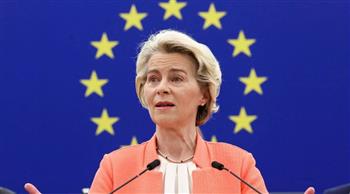 رئيسة المفوضية الأوروبية: سنقف بثبات مع أوكرانيا ماليا وعسكريا