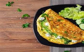 سحور 7 رمضان.. أومليت بالخضار والجبن القريش