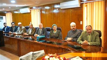 محافظ أسيوط يستقبل وفد بيت العائلة المصرية ويؤكد: توحيد الجهود لمواجهة الخصومة الثأرية والقضية السكانية