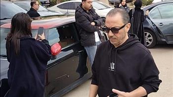 تشييع جنازة شقيق زينة من مسجد حسن الشربتلي بحضور الفنانين