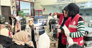 مصر تواصل استقبال وعلاج الجرحى الفلسطينيين وتسهيل عودة العائدين إلى غزة