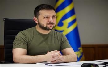 زيلينسكي يدعو ترامب للبقاء إلى جانب أوكرانيا