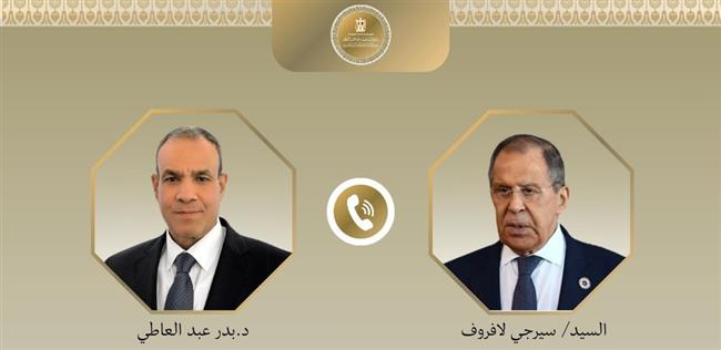وزير الخارجية يبحث مع نظيره الروسي العلاقات الثنائية والقضايا الإقليمية والدولية