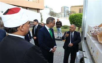 محافظ الجيزة يشهد تسلُّم 4 أطنان لحوم من صكوك «الإطعام» بوزارة الأوقاف لتوزيعها على الأولى بالرعاية