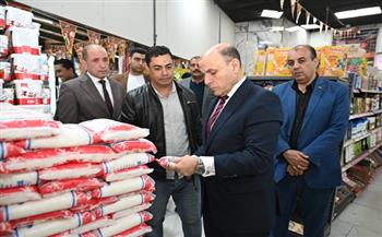 محافظ الغربية يوجه باستمرار ضخ السلع الغذائية بأسعار مناسبة وجودة عالية طوال شهر رمضان
