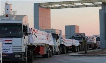 قافلة المساعدات الإنسانية الـ146 تدخل إلى الفلسطينيين بقطاع غزة