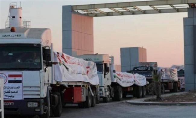 قافلة المساعدات الإنسانية الـ146 تدخل إلى الفلسطينيين بقطاع غزة