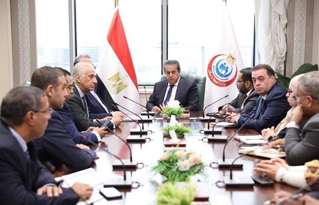 وزير الصحة: بدء تشغيل أول روبوت جراحي داخل مستشفى معهد ناصر