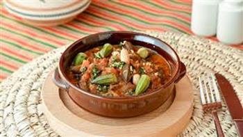 إفطار 9 رمضان.. طاجن بامية بالعكاوي والكزبرة الخضراء