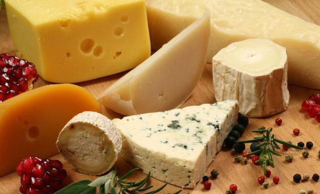 أخطاء تجنبيها في السحور لتفادي العطش وزيادة الوزن.. طبيب ينصح | خاص