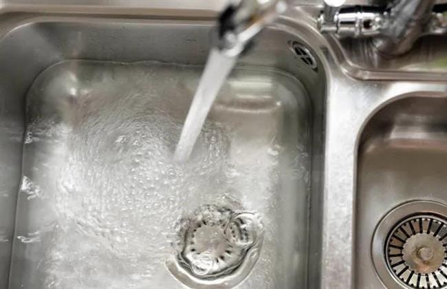 بعد إفطار رمضان| أخطاء تؤدي لانسداد حوض المطبخ.. منها سكب الزيوت