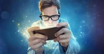 هل يعاني جيل Z من الخجل الاجتماعي؟.. خبراء يجيبون