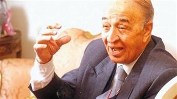 فهمي عمر.. "شيخ الإذاعيين" وصوت سكن ذاكرة الوطن