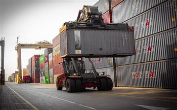 اقتصادية قناة السويس تعلن تنفيذ مشروع ساحات انتظار متطورة ومنظومة لإعادة توجيه الشاحنات