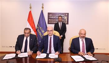 وزير الاتصالات يشهد توقيع اتفاقيات لتعزيز الاستثمار وتحسين جودة الخدمات