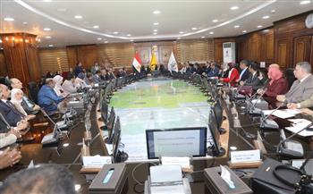 محافظ بني سويف يشهد أول اجتماع لمجلس الجامعة.. ويؤكد: المرحلة المقبلة تشهد تعاونًا مميزاً لخدمة المواطن